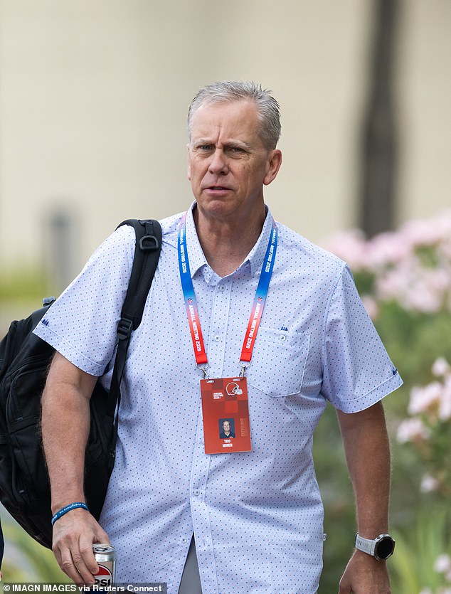 Monken was scheduled to take a photo with all 32 NFL head coaches at the ongoing league meetings in Phoenix, so the 60-year-old decided to get a new haircut before the annual shot