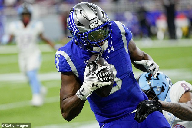 While driving a sedan in Alachua County, Florida , on Saturday, Payton-Jones collided head-on with a pickup truck