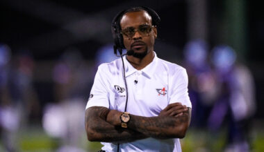 Columbus Aviators head coach and former Ohio State wide receiver Ted Ginn Jr.