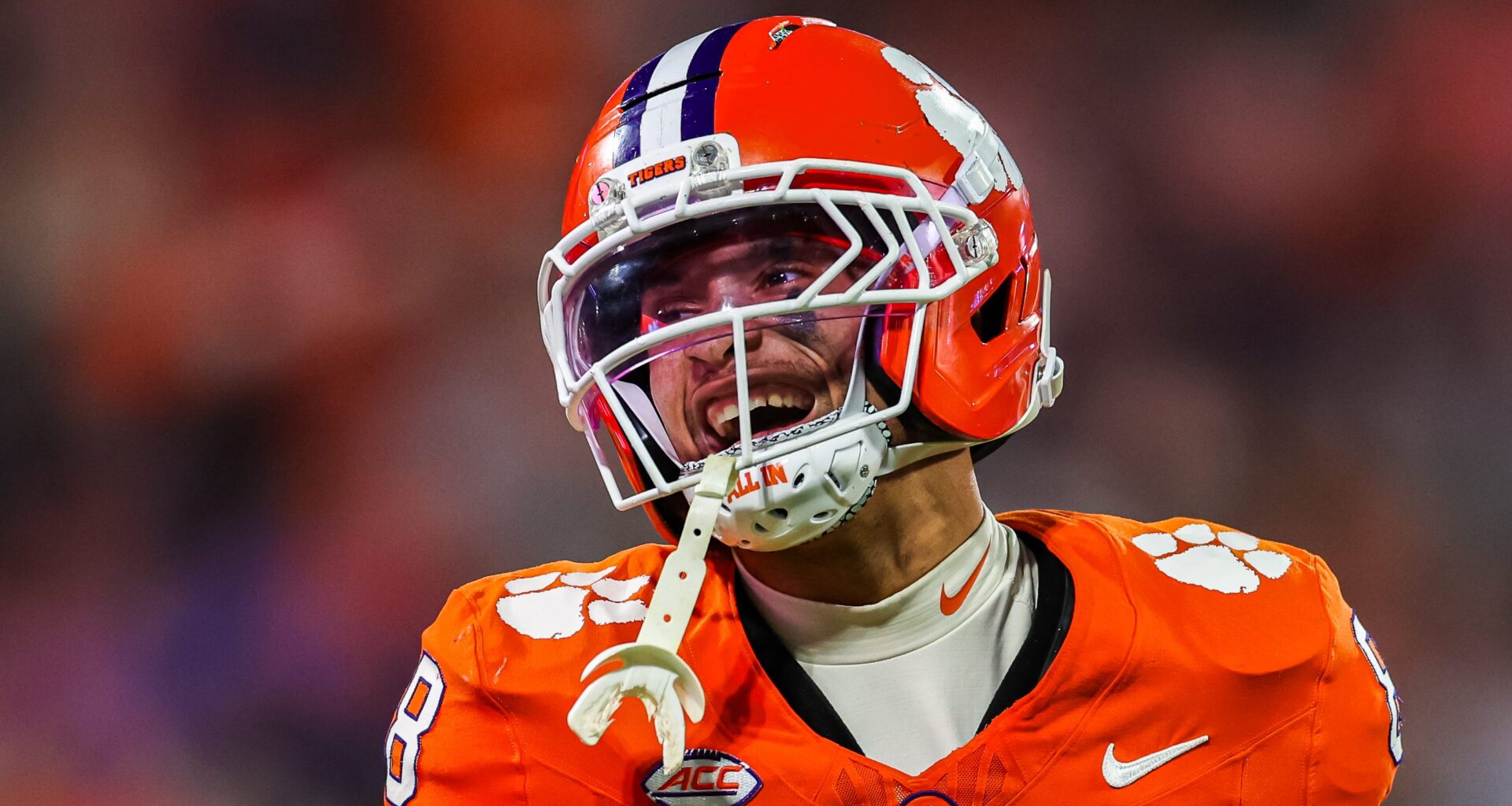 Seattle Gets Clemson CB Avieon Terrell in Round 1