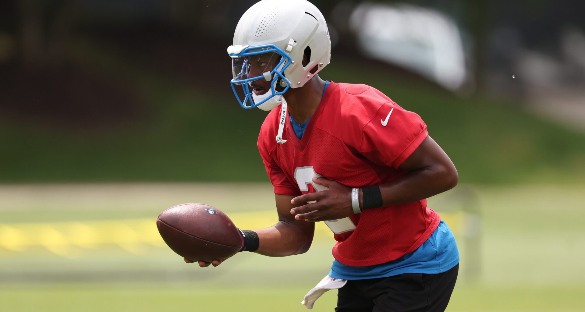 Jets QB Hendon Hooker Bolts to Titans in Free Agency