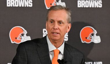 Browns HC Todd Monken misses coaches photo for haircut