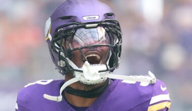 Cowboys Trade Pitch Adds $76 Million Pass-Rusher for Draft Swap