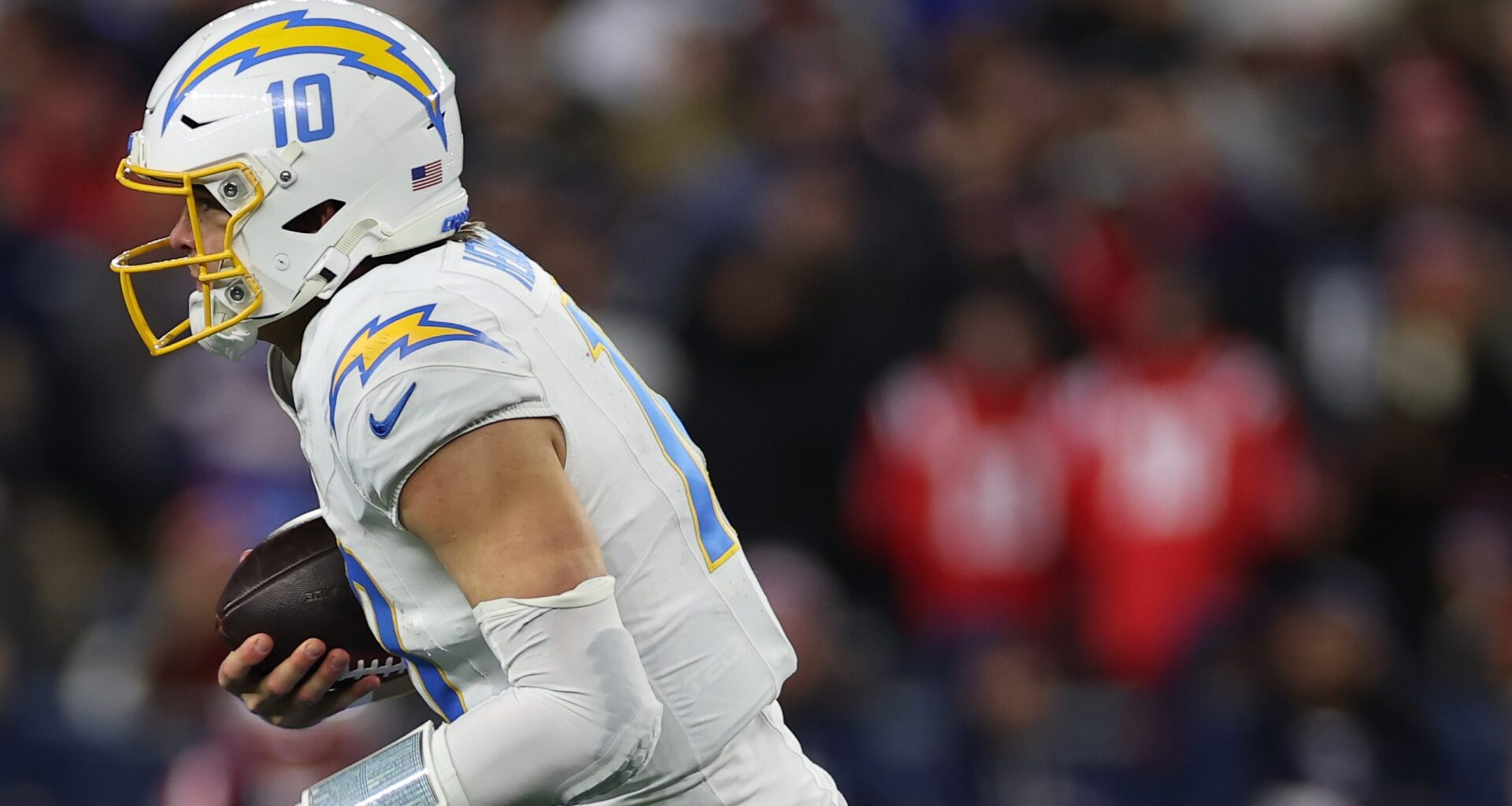 Justin Herbert Will Love Chargers' Latest Move Ahead of 2026 NFL Draft