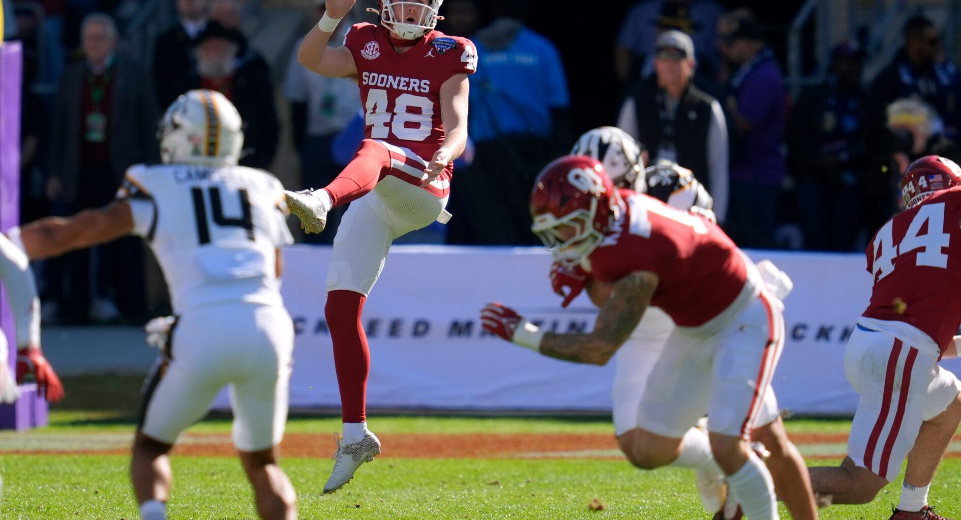 Ravens Signing P Luke Elzinga