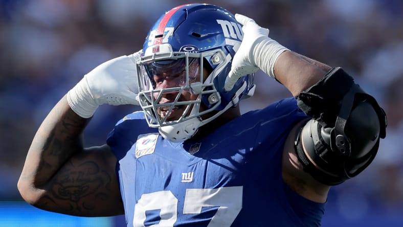 Giants DT Dexter Lawrence in 2025 against the Chargers