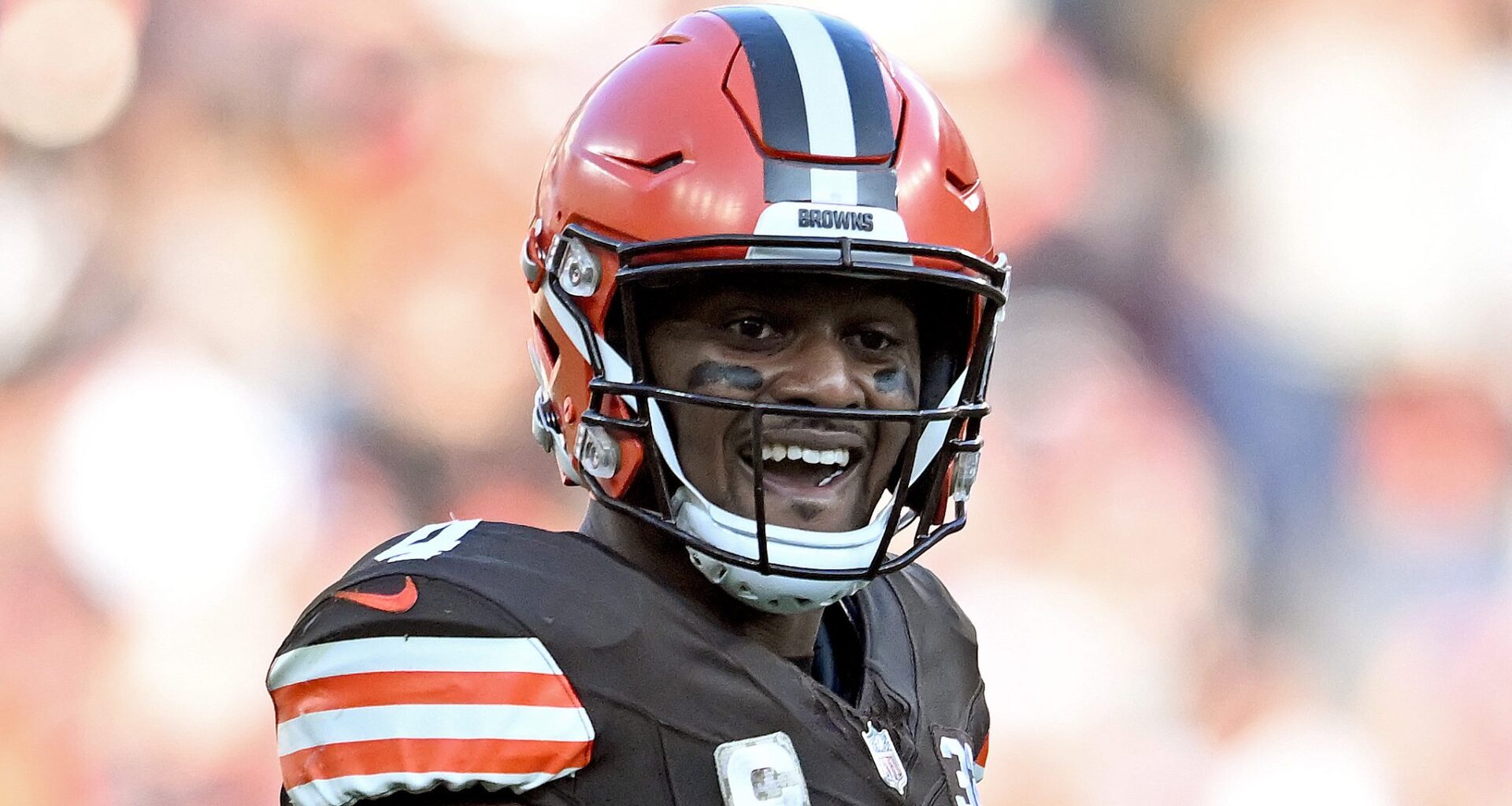 Browns QB Deshaun Watson Sends 2-Word Message as Competition Begins