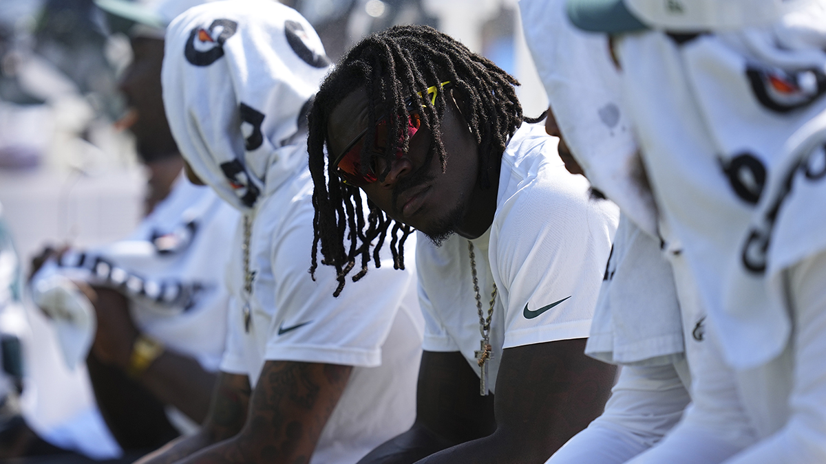 Trade Proposal Has Raiders Swap Star Player for All-Pro WR