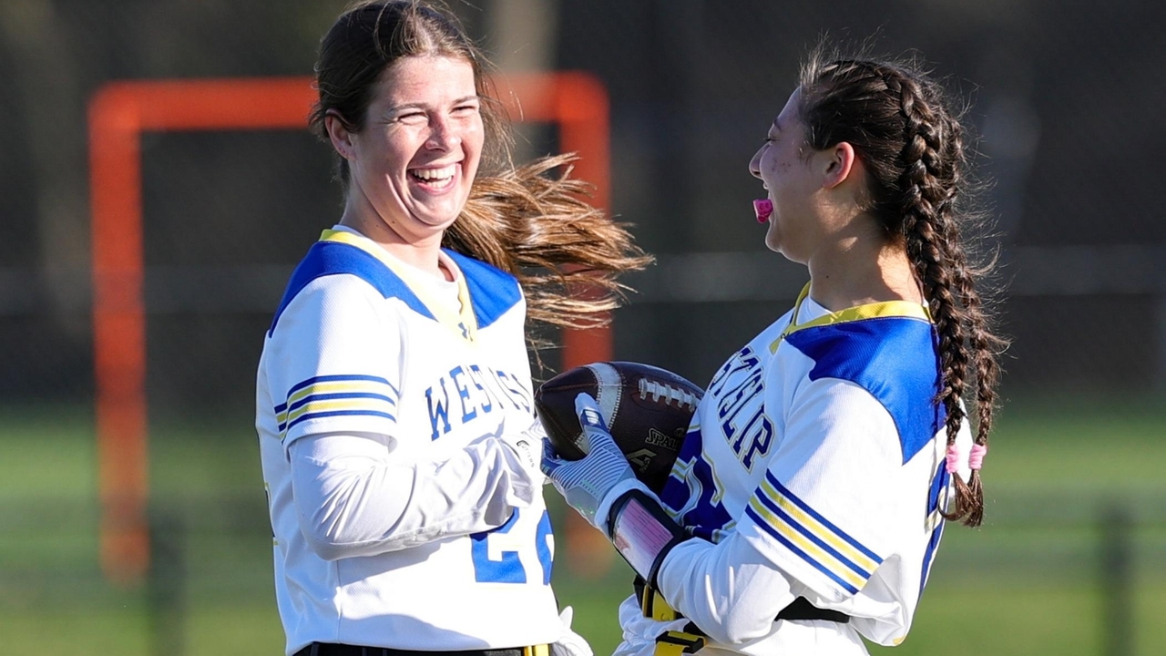 Suffolk flag football: West Islip vs. Glenn