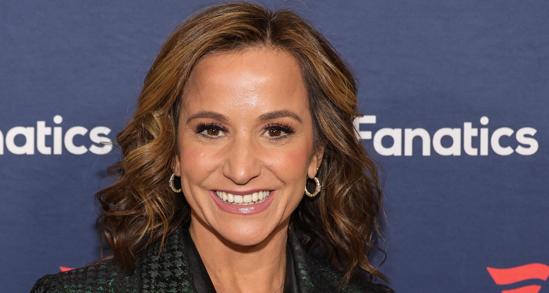 Ex-Titans HC Mike Vrabel & Dianna Russini Explain Hotel Photos