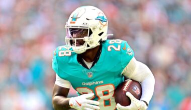 Seahawks Gets Potential Lifeline From Dolphins' De'Von Achane