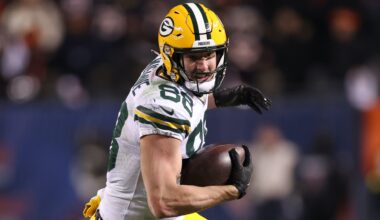 Dolphins Urged to Target Packers' Luke Musgrave in Trade Idea
