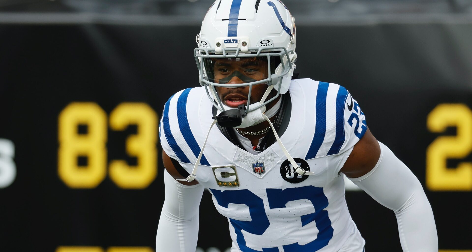 Insider Issues Strong Take to Vikings on Colts’ Kenny Moore II