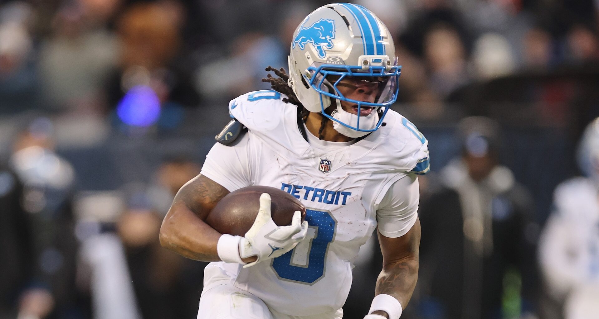 Lions' Jahmyr Gibbs Unveils Eye-Catching New Look