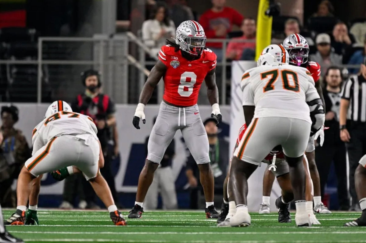 Dec 31, 2025; Arlington, TX, USA; Ohio State Buckeyes linebacker Arvell Reese (8) gets into position during the 2025 Cotton Bowl and quarterfinal game of the College Football Playoff at AT&T Stadium. Mandatory Credit: Jerome Miron-Imagn Images