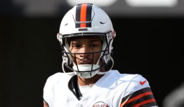 Ex-Browns Starting QB Traded After Hitting New Low