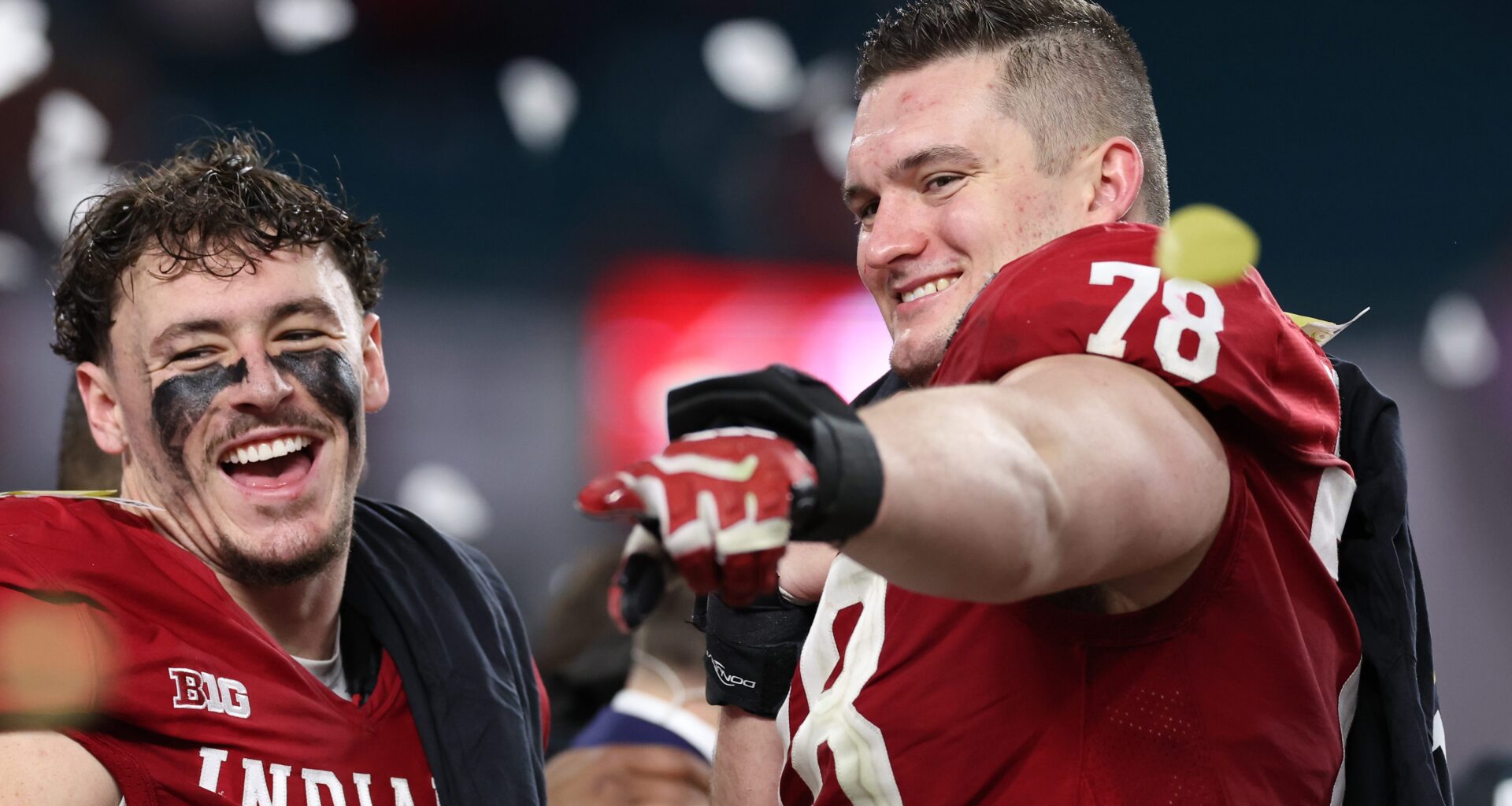 Commanders Urged to Draft Rose Bowl MVP Center Pat Coogan