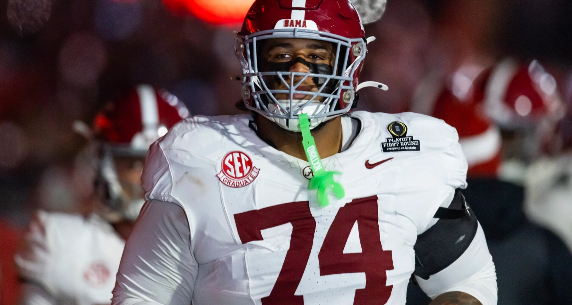 Kadyn Proctor photos during Alabama football playing career