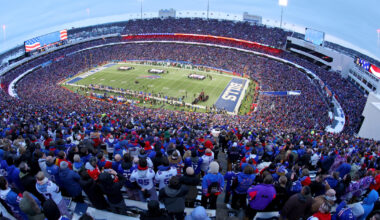 Bills fans grab pieces of legendary stadium before demolition