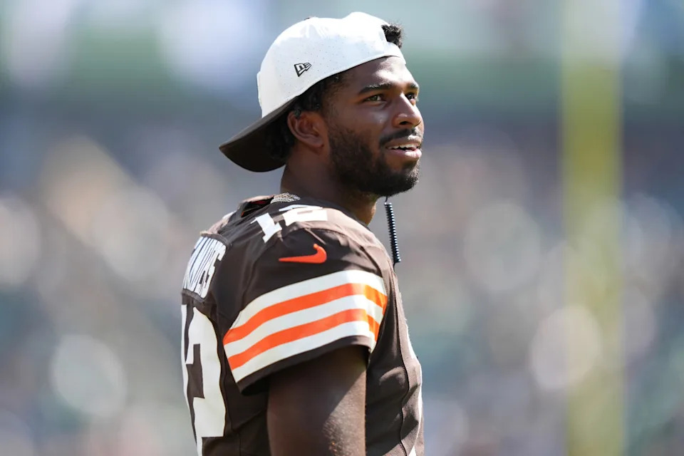 Cleveland Browns quarterback Shedeur Sanders (12) looks on against the Philadelphia Eagles.Kyle Ross-Imagn Images