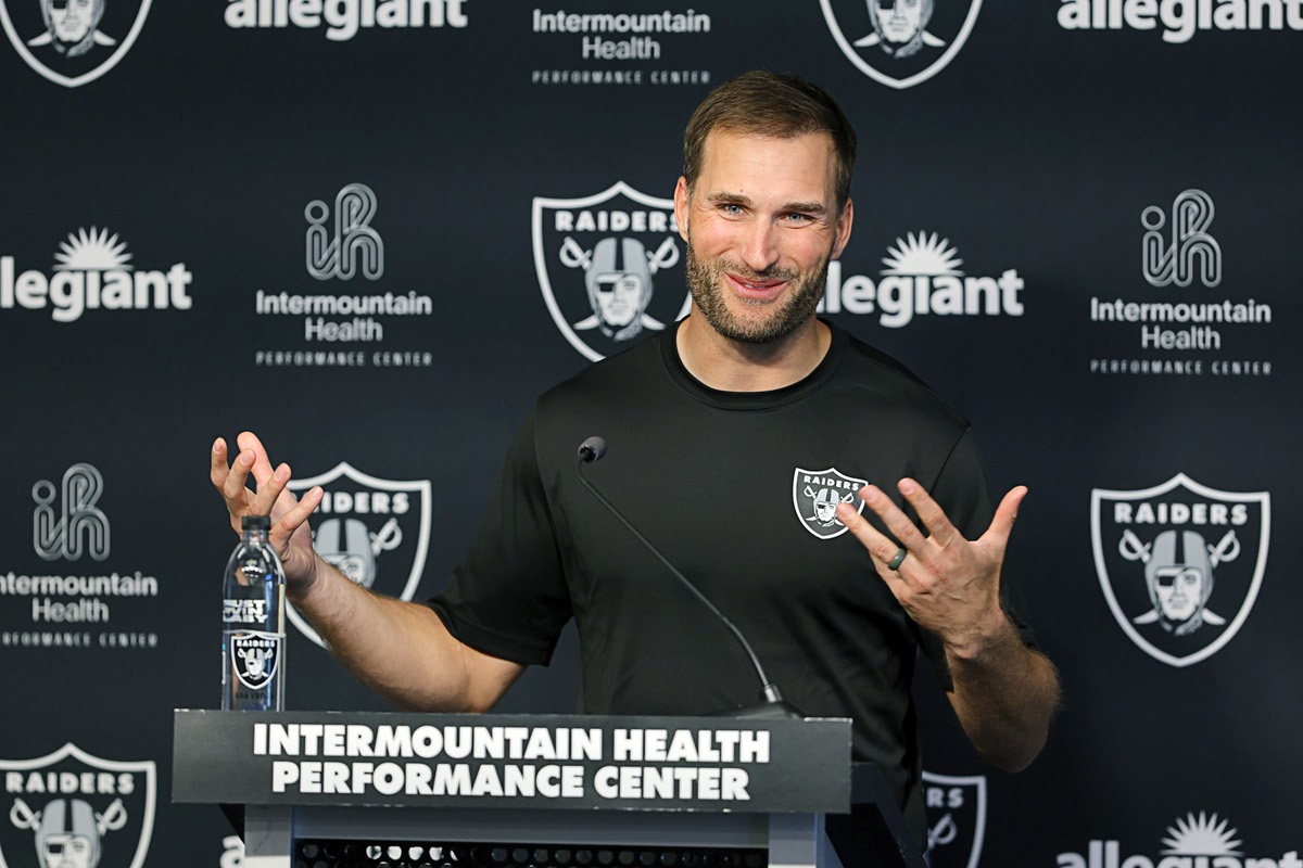 Kirk Cousins, not Fernando Mendoza, is Raiders’ likeliest Week 1 starter -
Las Vegas Sun News