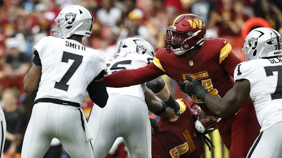 Von Miller vs. Raiders