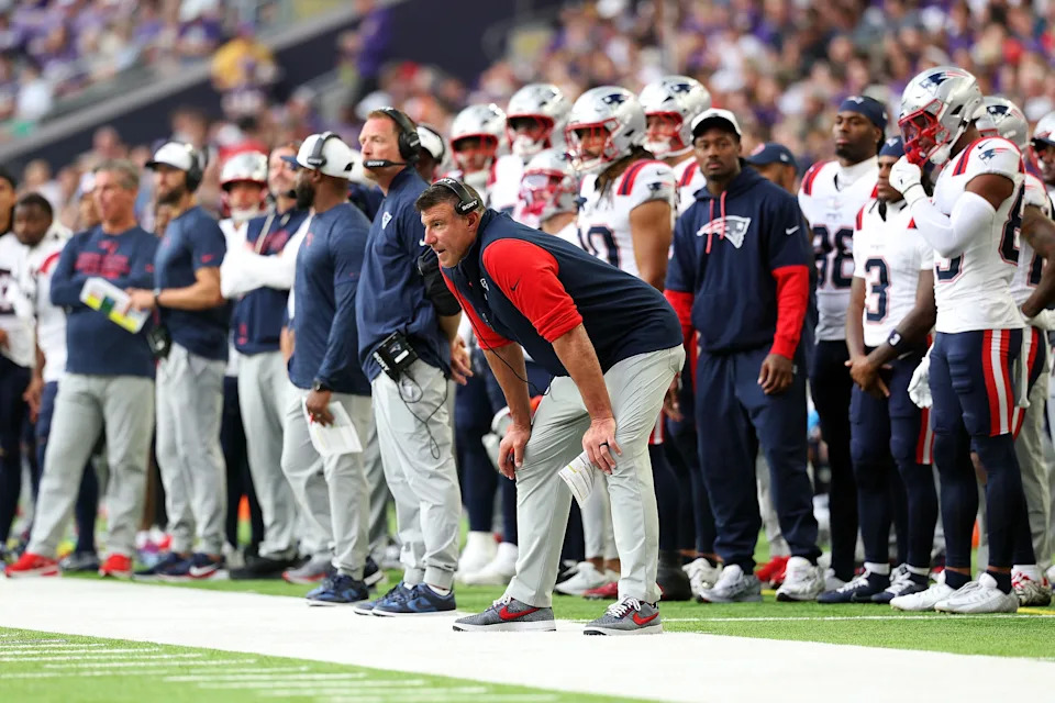 MINNEAPOLIS, MINNESOTA - AUGUST 16: Head coach Mike Vrabel of the New England Patriots looks on against the Minnesota Vikings in the second quarter during the NFL Preseason 2025 game between New England Patriots and Minnesota Vikings at U.S. Bank Stadium on August 16, 2025 in Minneapolis, Minnesota. The Patriots defeated the Vikings 20-12. (Photo by David Berding/Getty Images)
