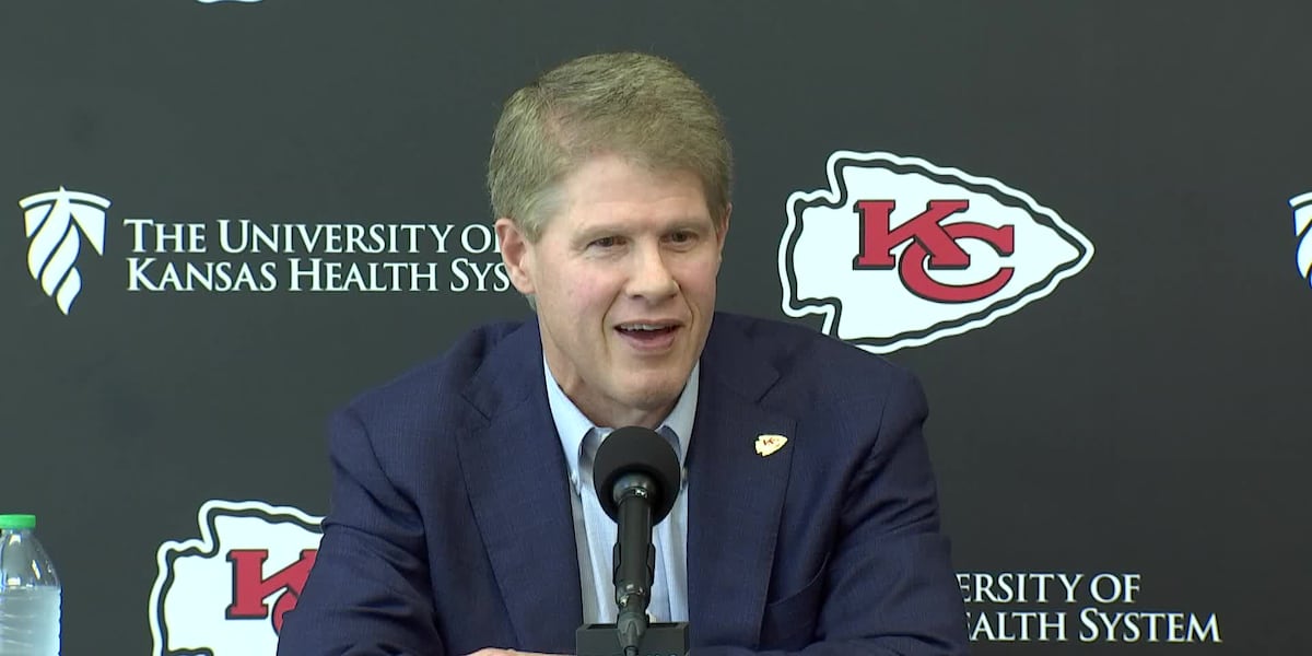 Clark Hunt discusses Chiefs draft, major issues facing Kansas City