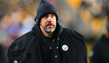 Steelers receive bad news on Aaron...