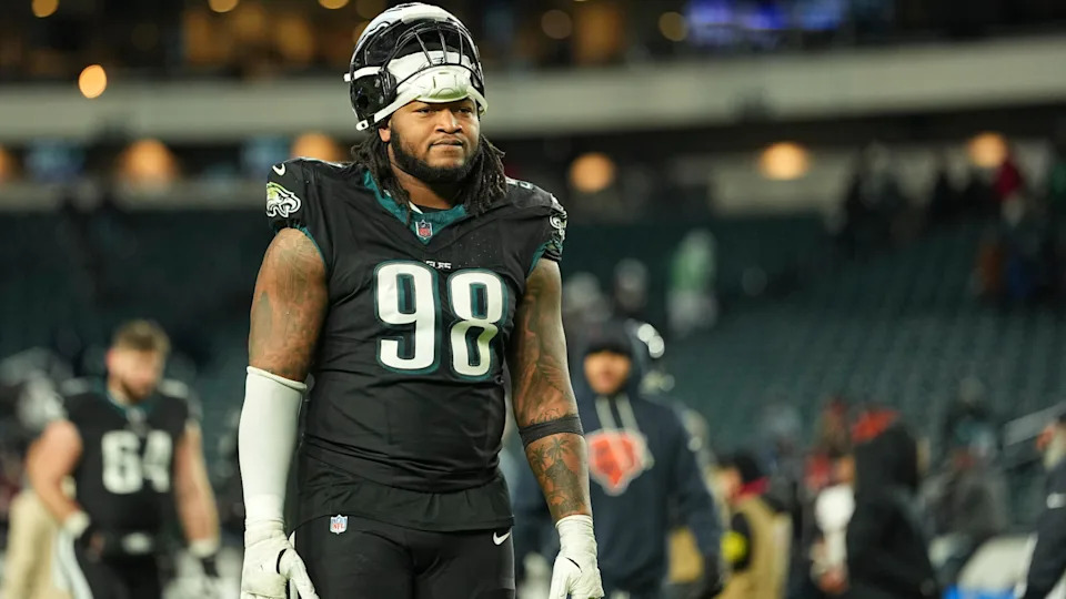 Philadelphia Eagles Star Jalen Carter Out of Commission Over Bad Shoulder