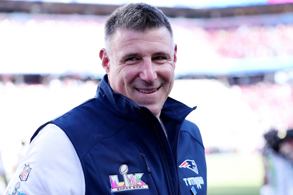 SANTA CLARA, CALIFORNIA - FEBRUARY 08: Head coach Mike Vrabel of the New England Patriots looks on prior to the start of Super Bowl LX against the Seattle Seahawks at Levi's Stadium on February 08, 2026 in Santa Clara, California.  (Photo by Kevin C. Cox/Getty Images)
