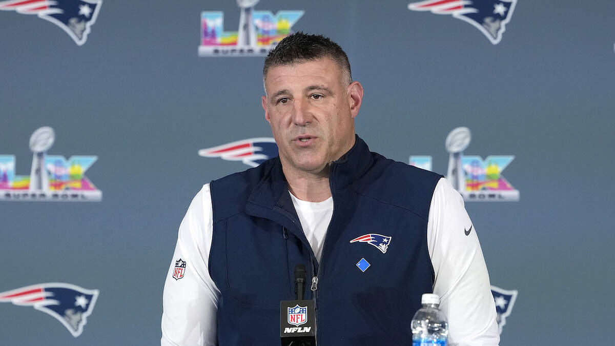 Mike Vrabel, NFL Insider Break Silence On Viral Photos, Affair Speculation