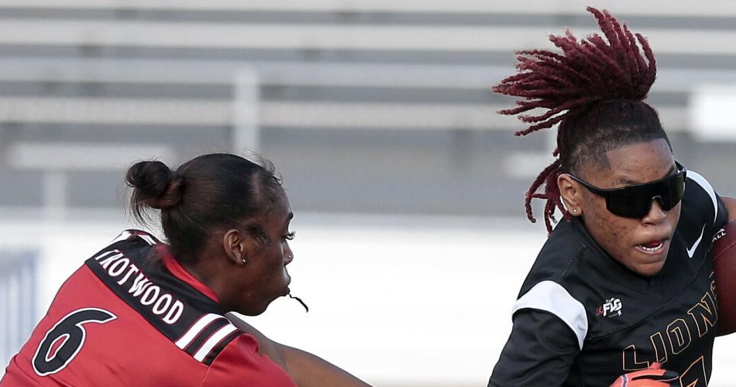 Flag football gaining steam in Miami Valley in first OHSAA season | Sports