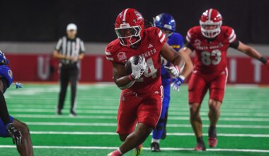 LJ Phillips shining as Iowa football short-yardage back, great vision