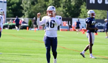 Dolphins LS Tucker Addington contract details