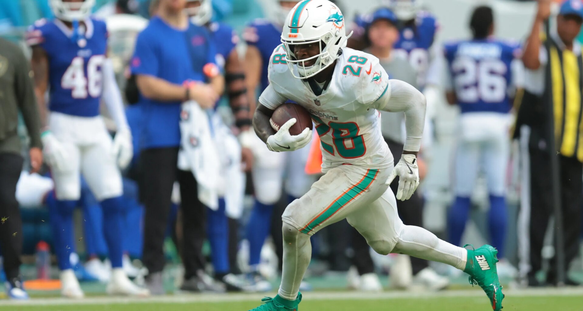 Dolphins GM makes it clear where he stands on Miami's best player