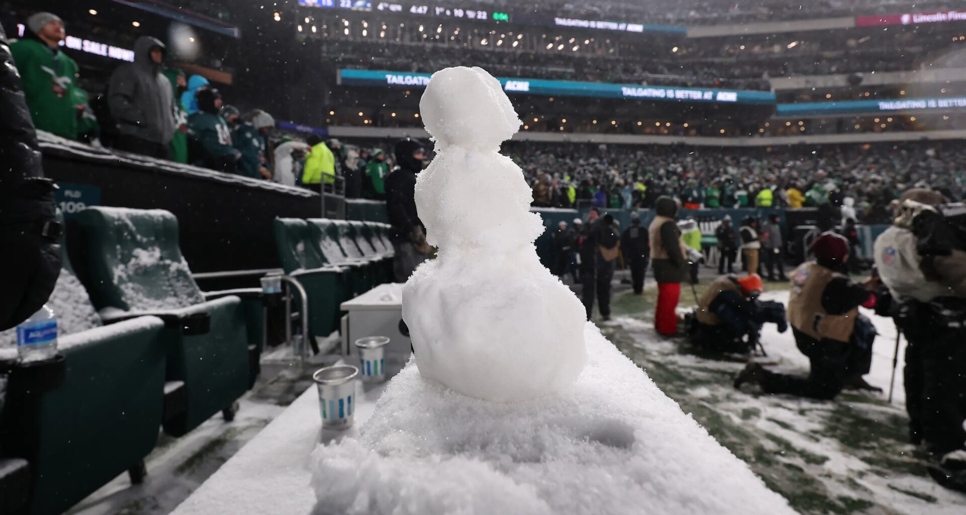 Jeffrey Lurie says the Eagles are exploring stadium future