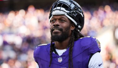 Should the Ravens have an interest in Jadeveon Clowney?