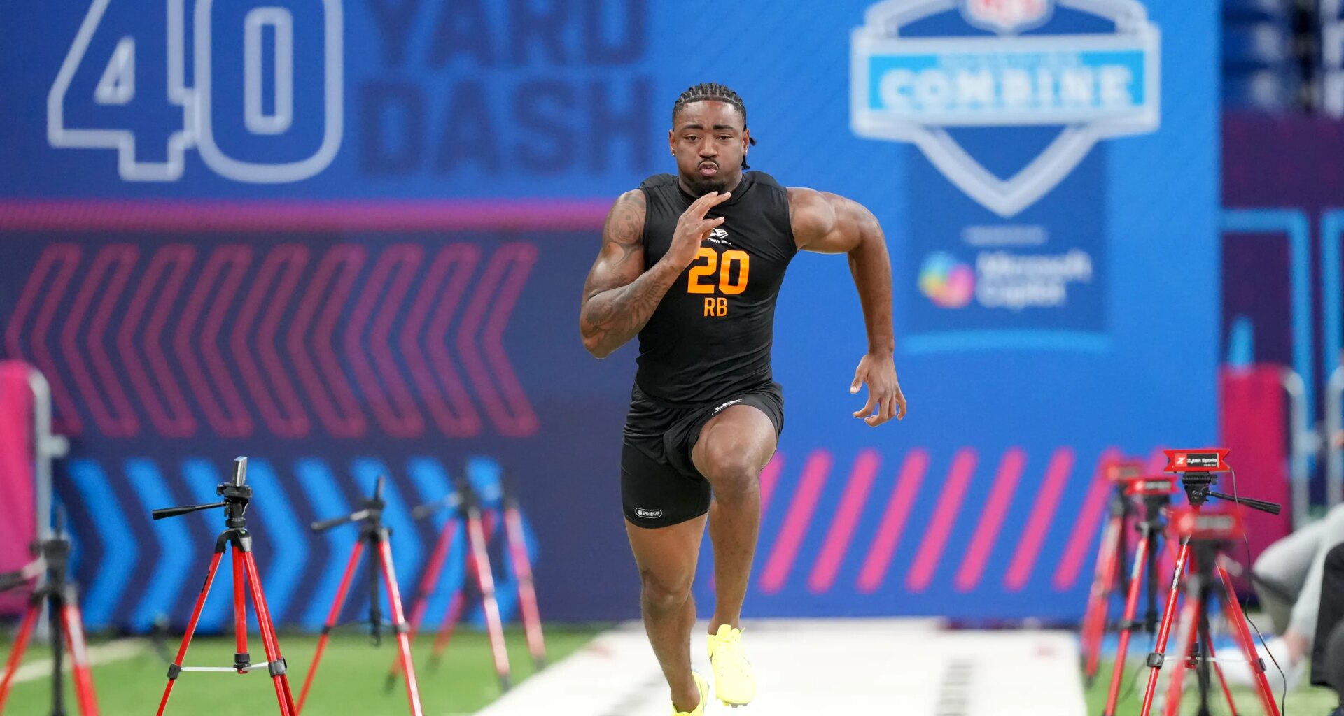 Atlanta Falcons hosted Arkansas RB Mike Washington on draft visit