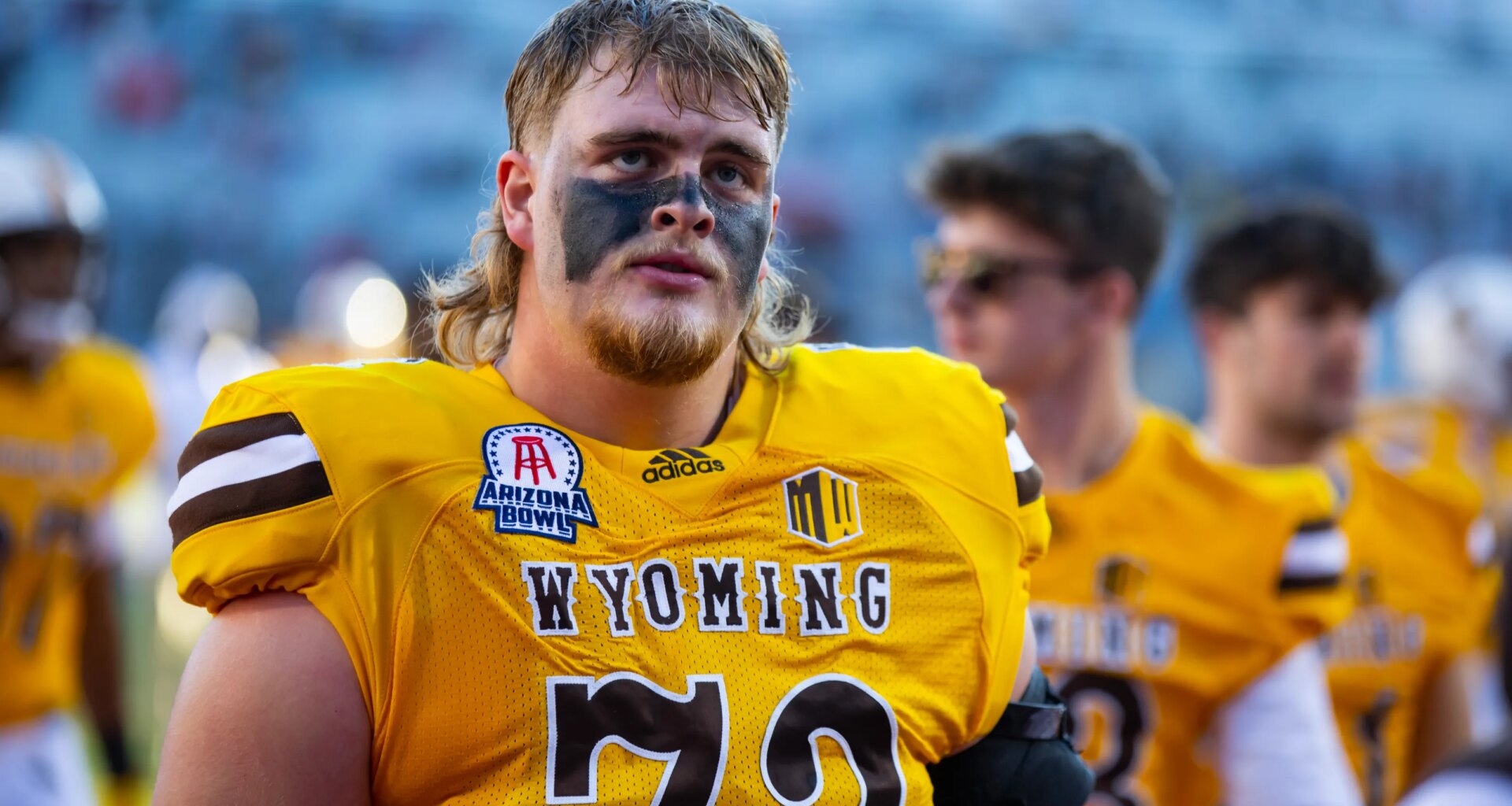 No. 23, Wyoming OL Caden Barnett