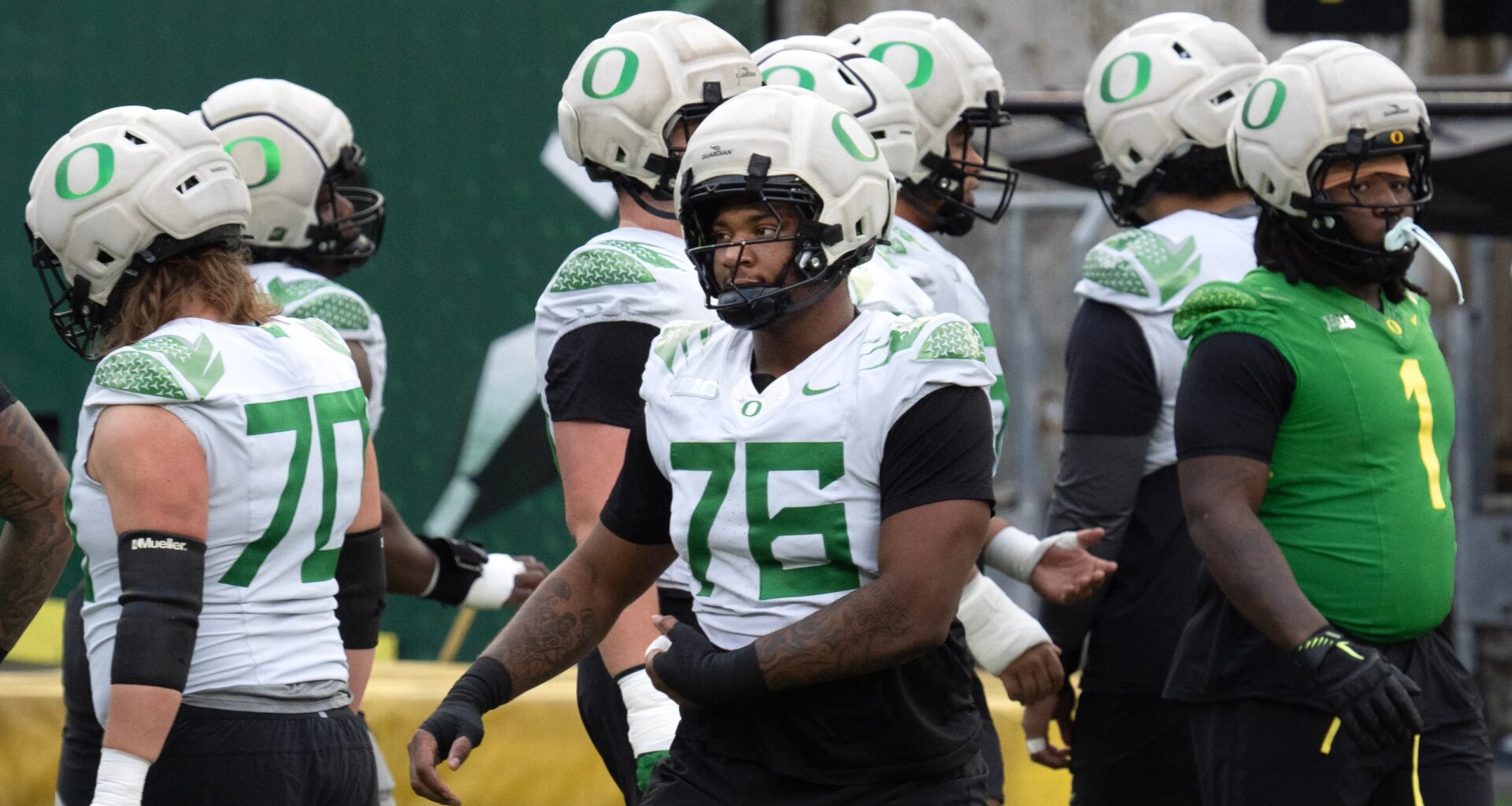 Chargers hosting OL Isaiah World on pre-draft visit