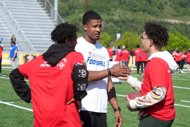 Apr 22, 2026; Pittsburgh, PA, USA; Ohio State Buckeyes linebacker Sonny Styles during the NFL Draft prospects clinic at Hazelwood Green Park. Mandatory Credit: Kirby Lee-Imagn Images