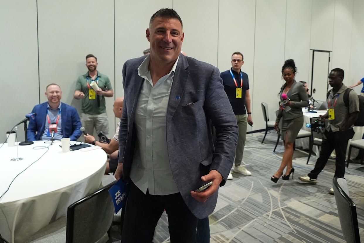 Vrabel was back at work this week at the Biltmore Hotel in Phoenix. AP