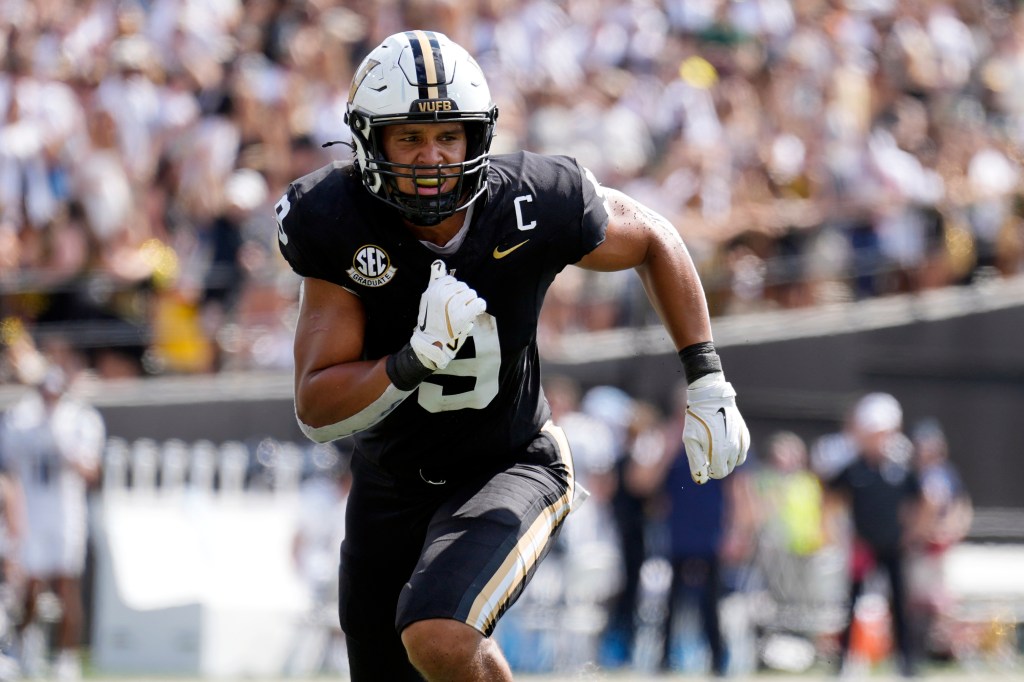 Broncos should draft a tight end, but which type?
