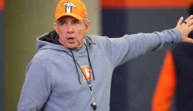 NFL officially announces Broncos' offseason schedule, with players reporting May 4