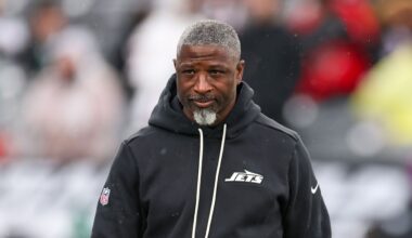 Aaron Glenn shows 'growth' via Justin Fields