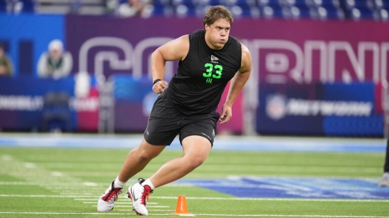 NFL Draft Caleb Lomu Patriots