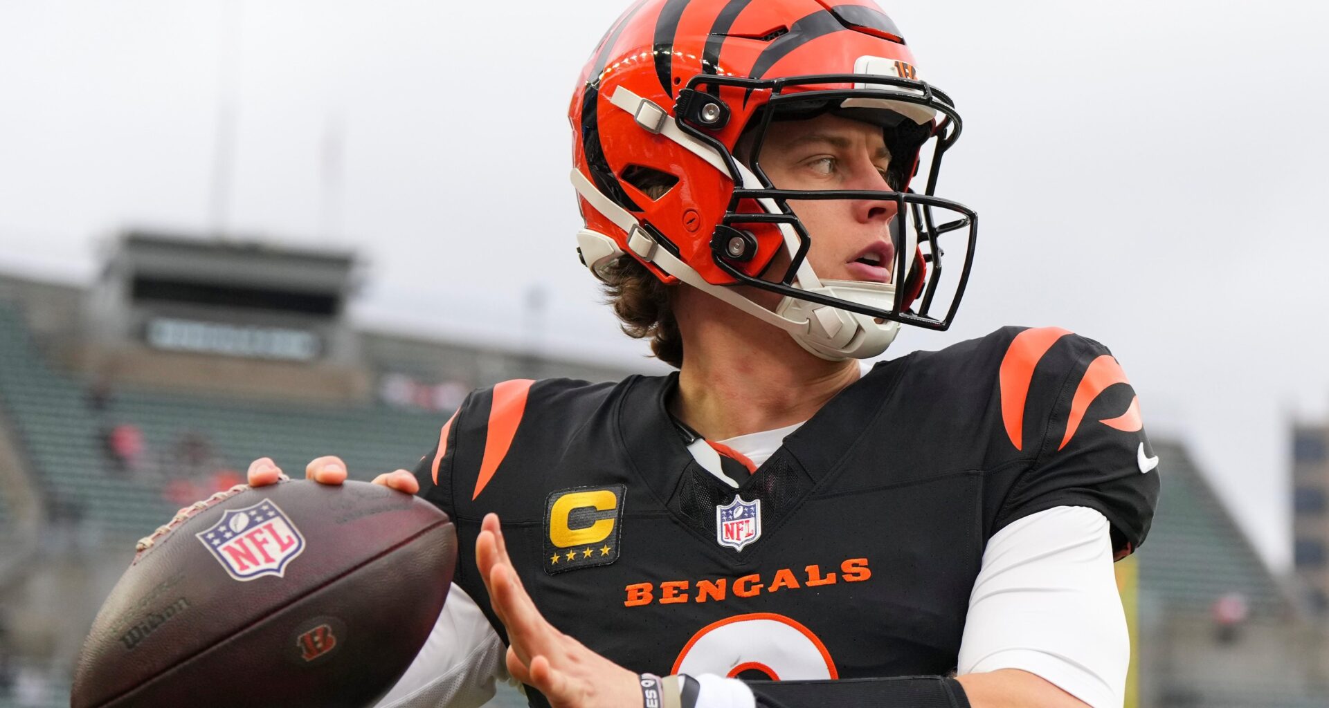 Predicting Joe Burrow's Next NFL Destination if Bengals Struggle in 2026