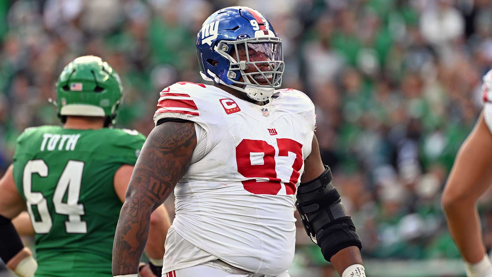 New York Giants defensive tackle Dexter Lawrence (97) against the Philadelphia Eagles at Lincoln Financial Field.