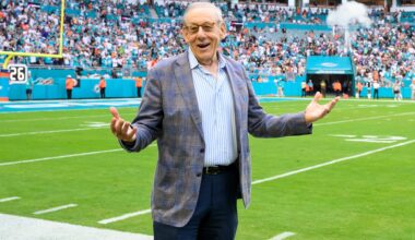 Dolphins Get Record-Breaking $12.5B Valuation As Stephen Ross Sells 1% Stake of Franchise